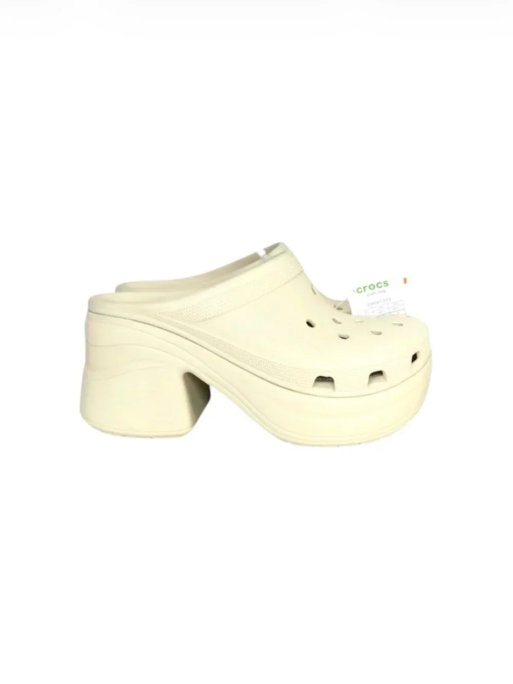 CROCS make bold